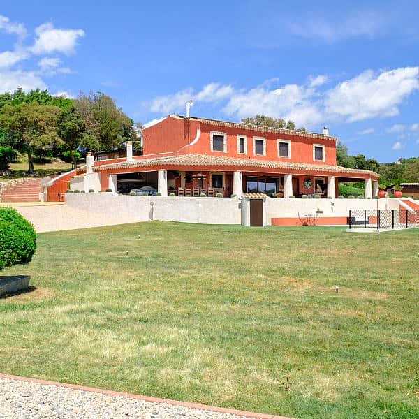 2025-05-09 Villa D_Acampo Web-1