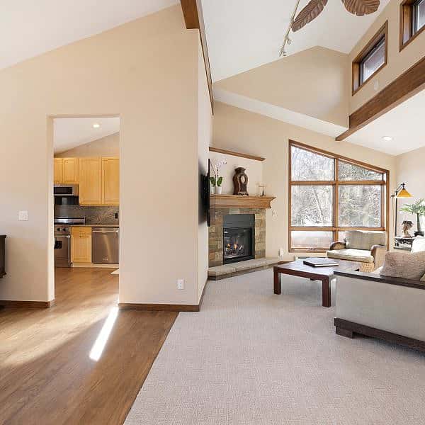2503_1690_deer_blvd_interior_living_a