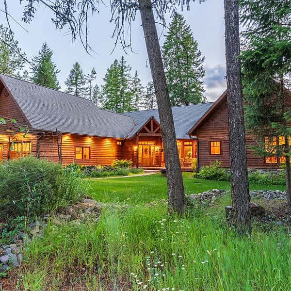 2506 E Lakeshore Dr - Twilight 8.