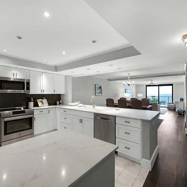 4800 Florida A1A APT 313-6