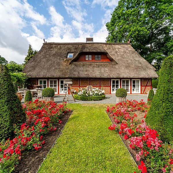 Hamburg-sülldorf-rehdachhaus-mit-traumhaften-garten-01