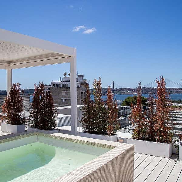 River view penthouse apartment in Lapa, Lisbon