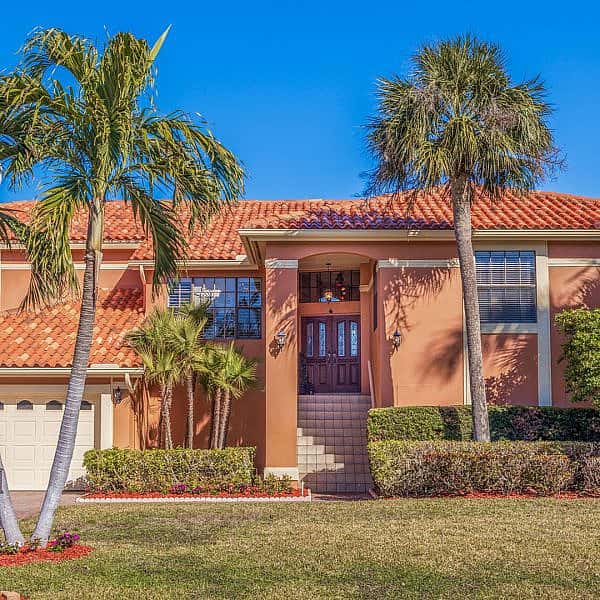 2-web-or-mls-AB3_207 8th St E-2