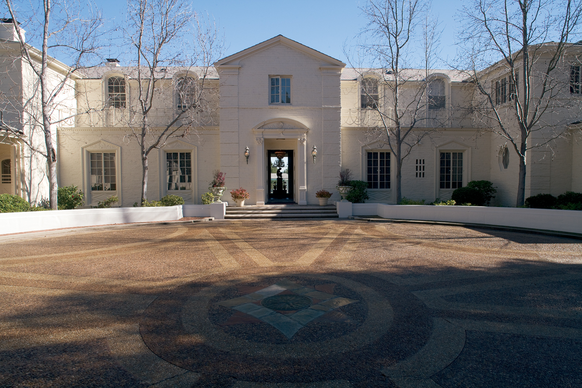 The Barron Hilton Estate In Los Angeles Sells For 61.5 Million