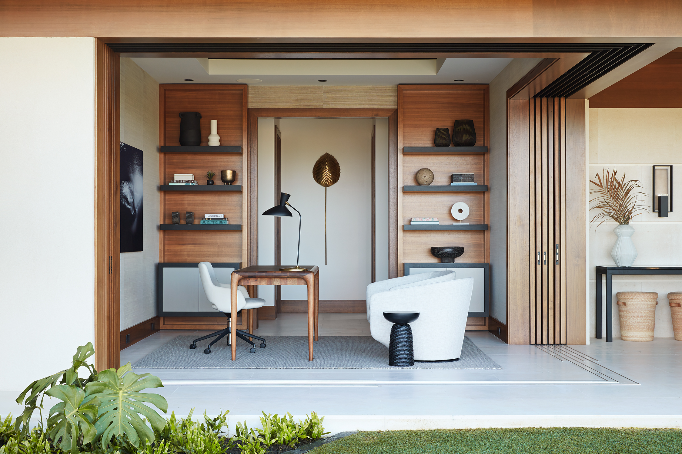 contemporary office design in maui by stephanie brown