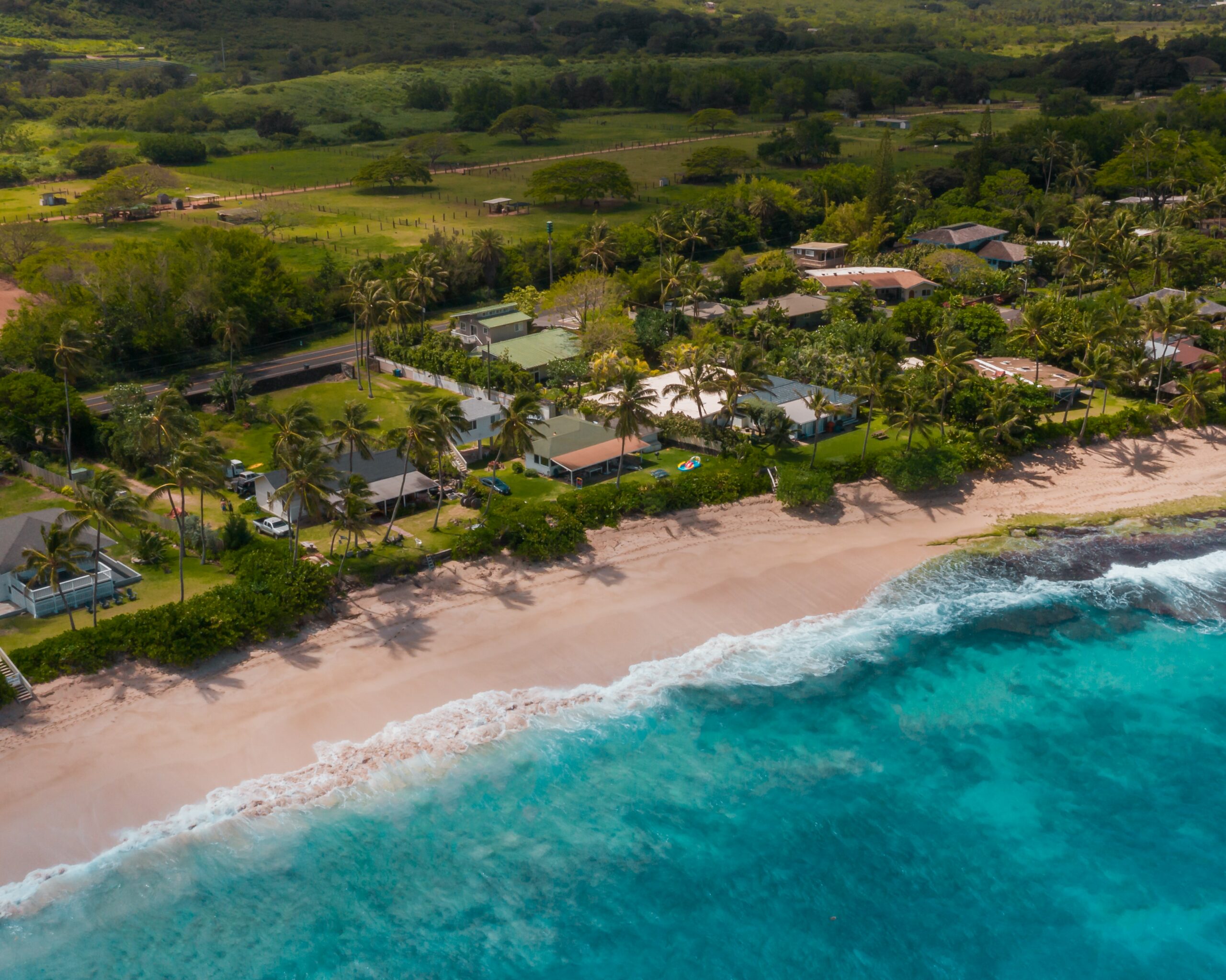 hawaii beachfront homes and ocean
