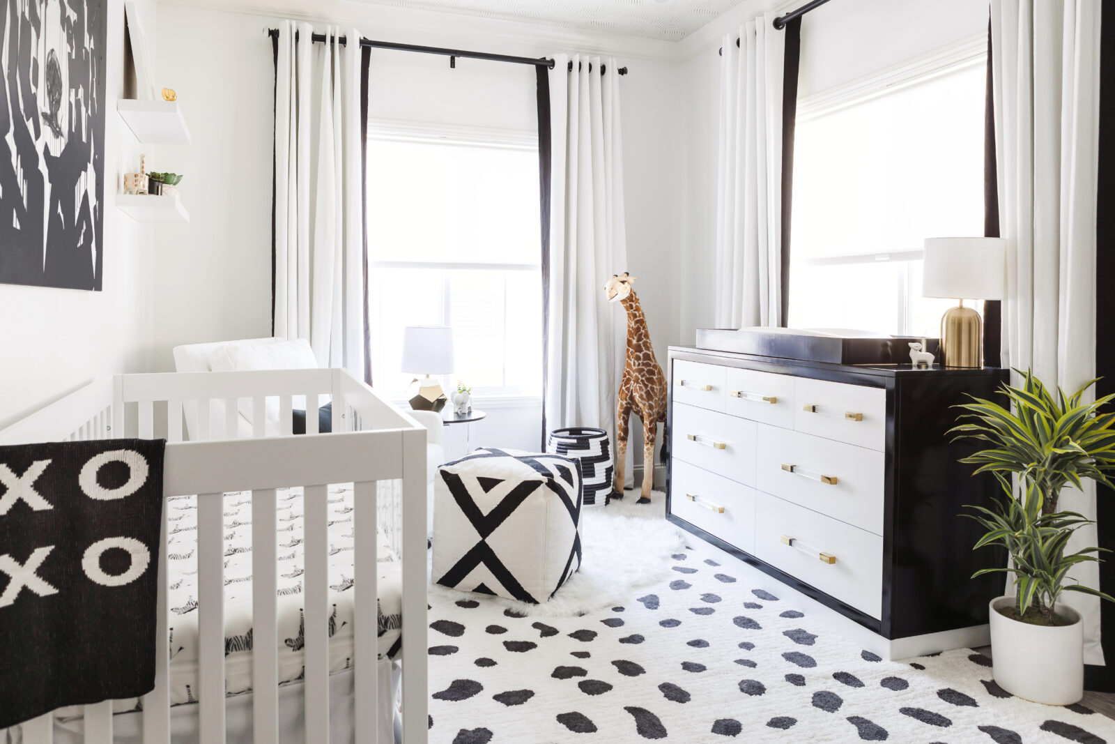 black and white child bedroom by desiger naomi coe