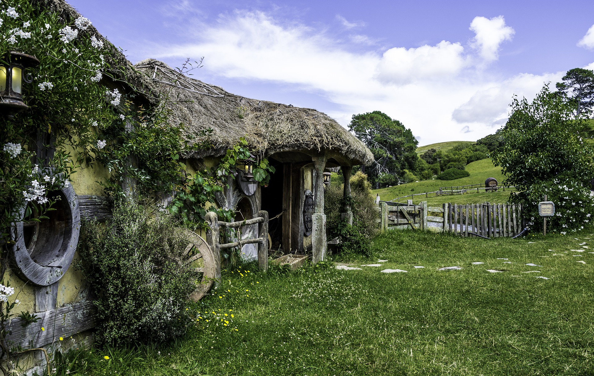 hobbit shire setting in new zealand