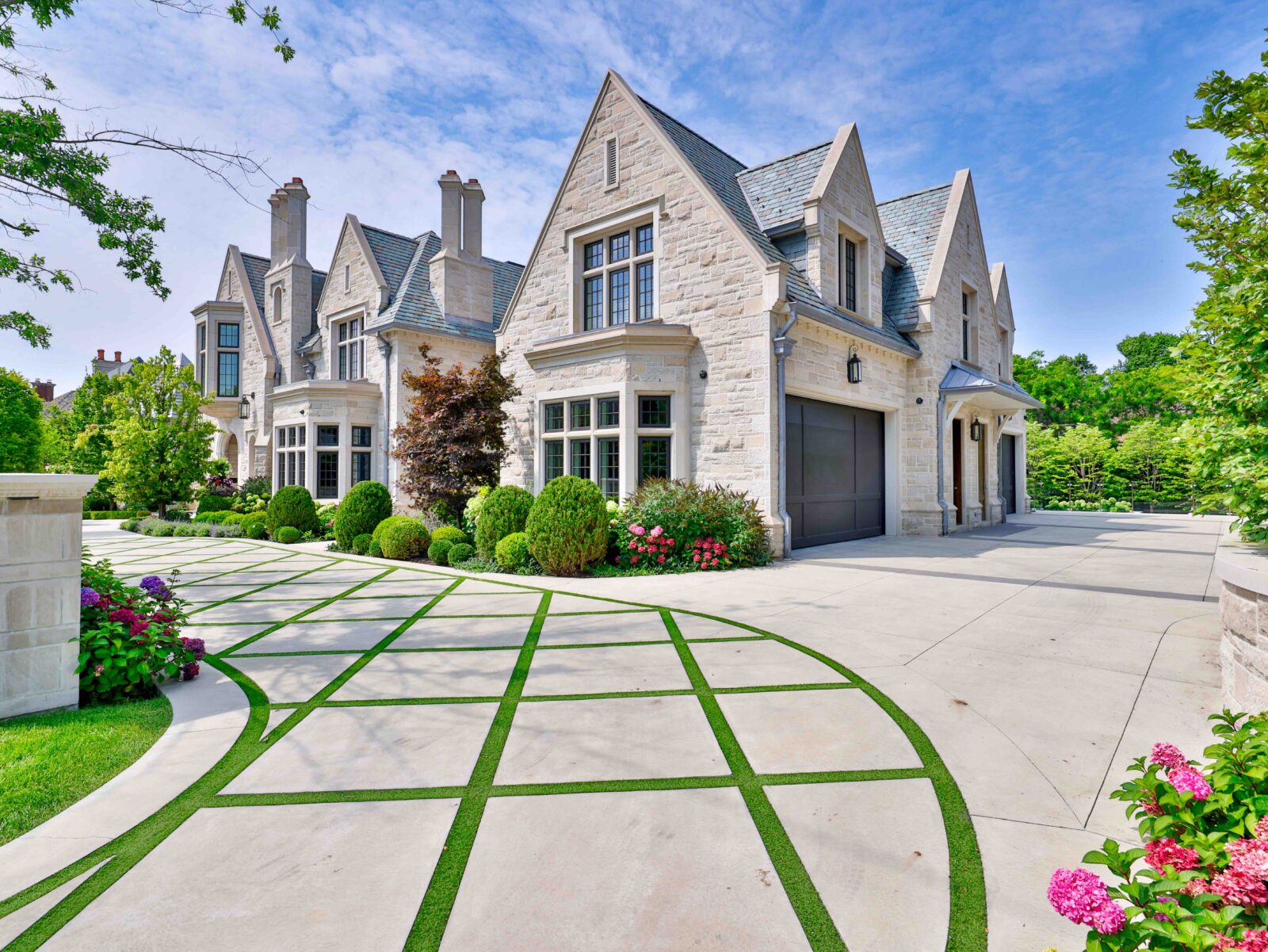 Amazing unique luxury home designs