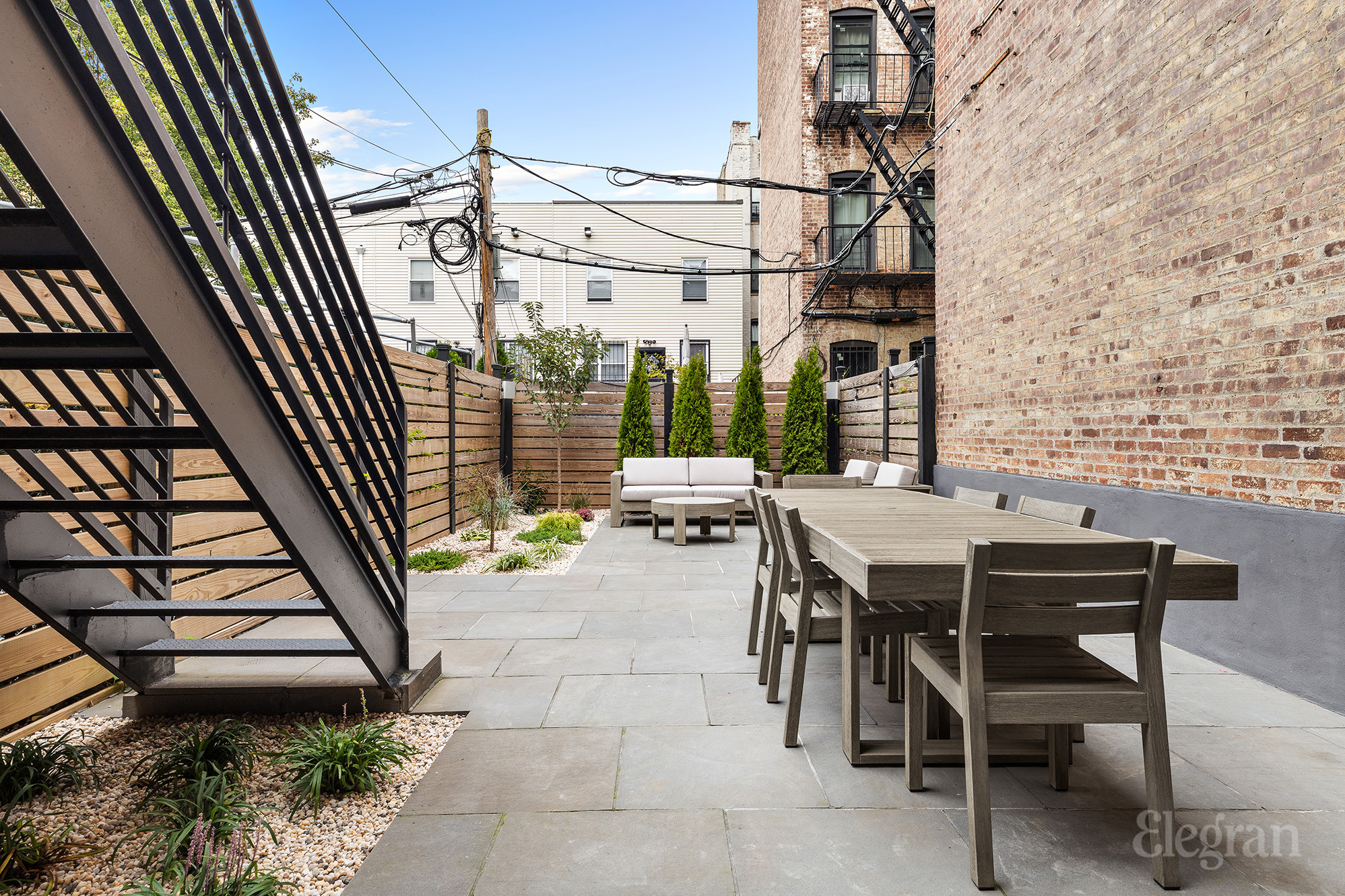 exterior view of an outdoor dining area