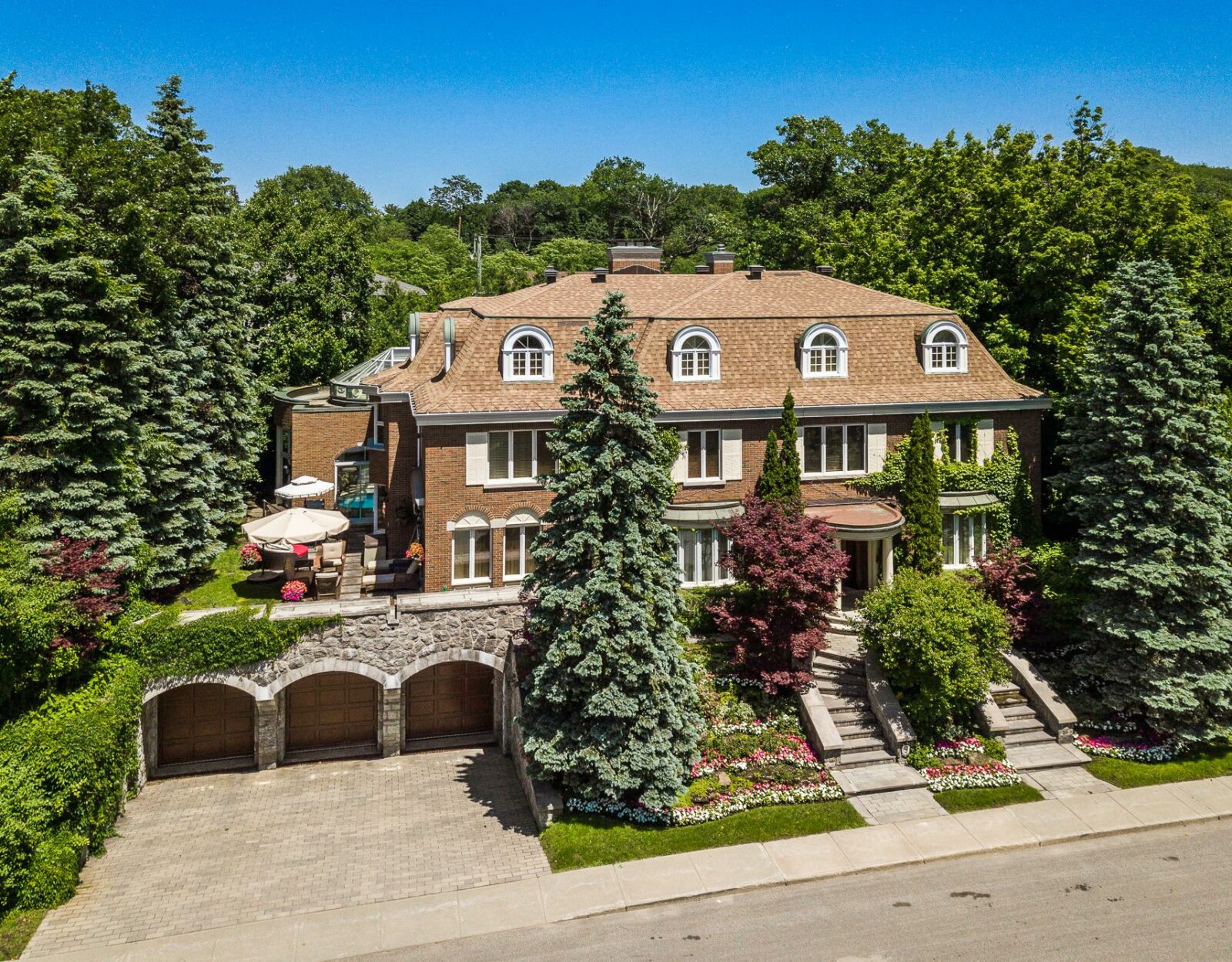 House in Westmount, Quebec