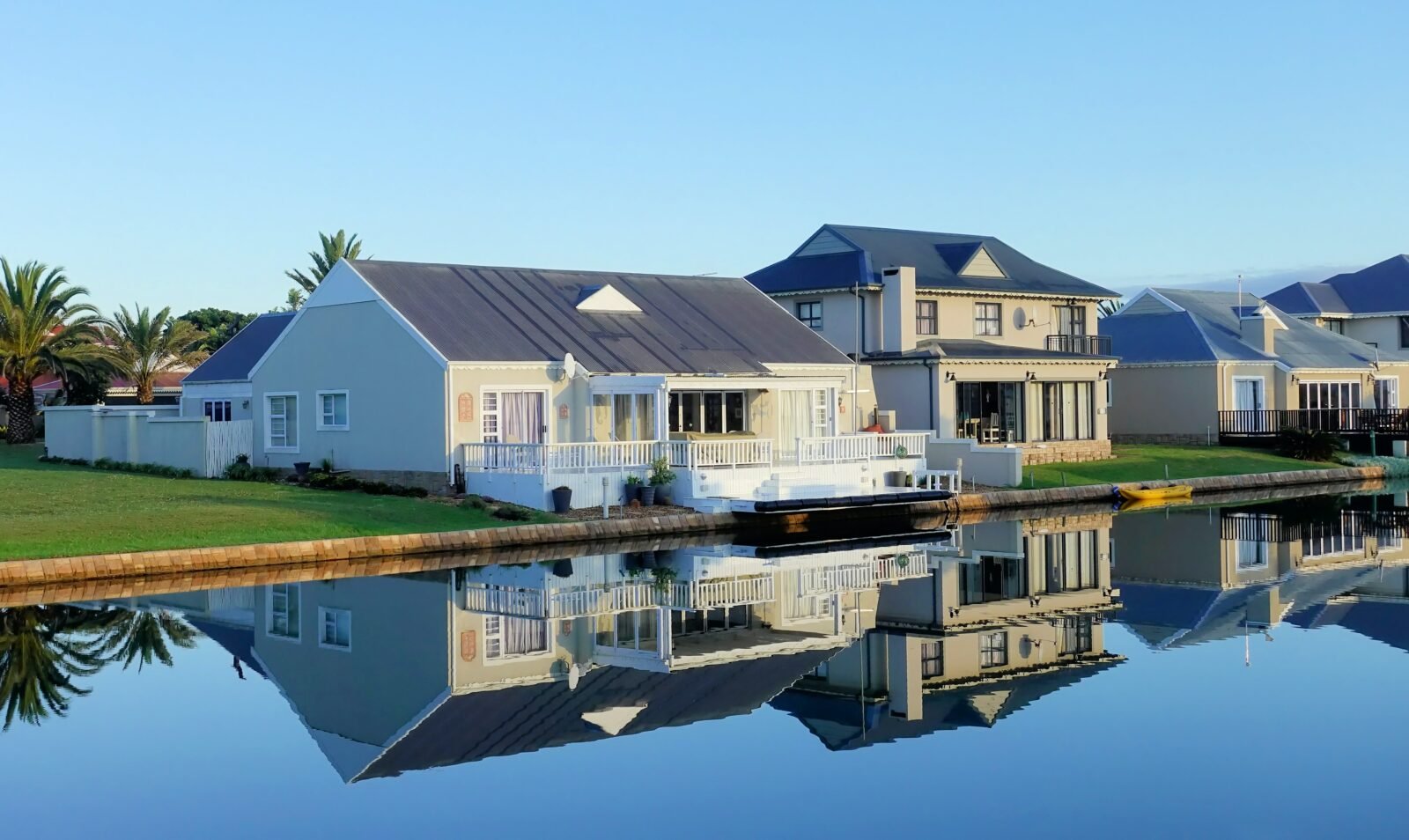 Waterfront bungalow