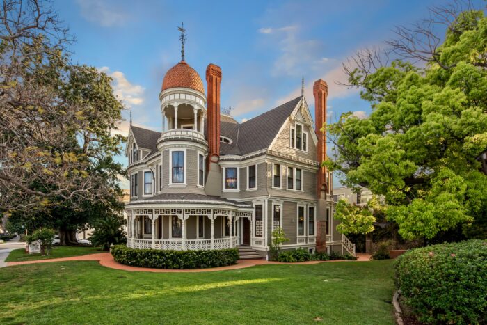 Victorian Long Waterman House In San Diego Exterior View