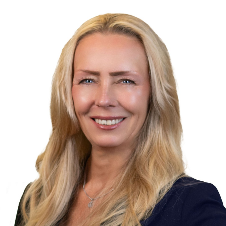 Cynthia Dougherty, Luxury Real Estate Agent Forbes Global Properties