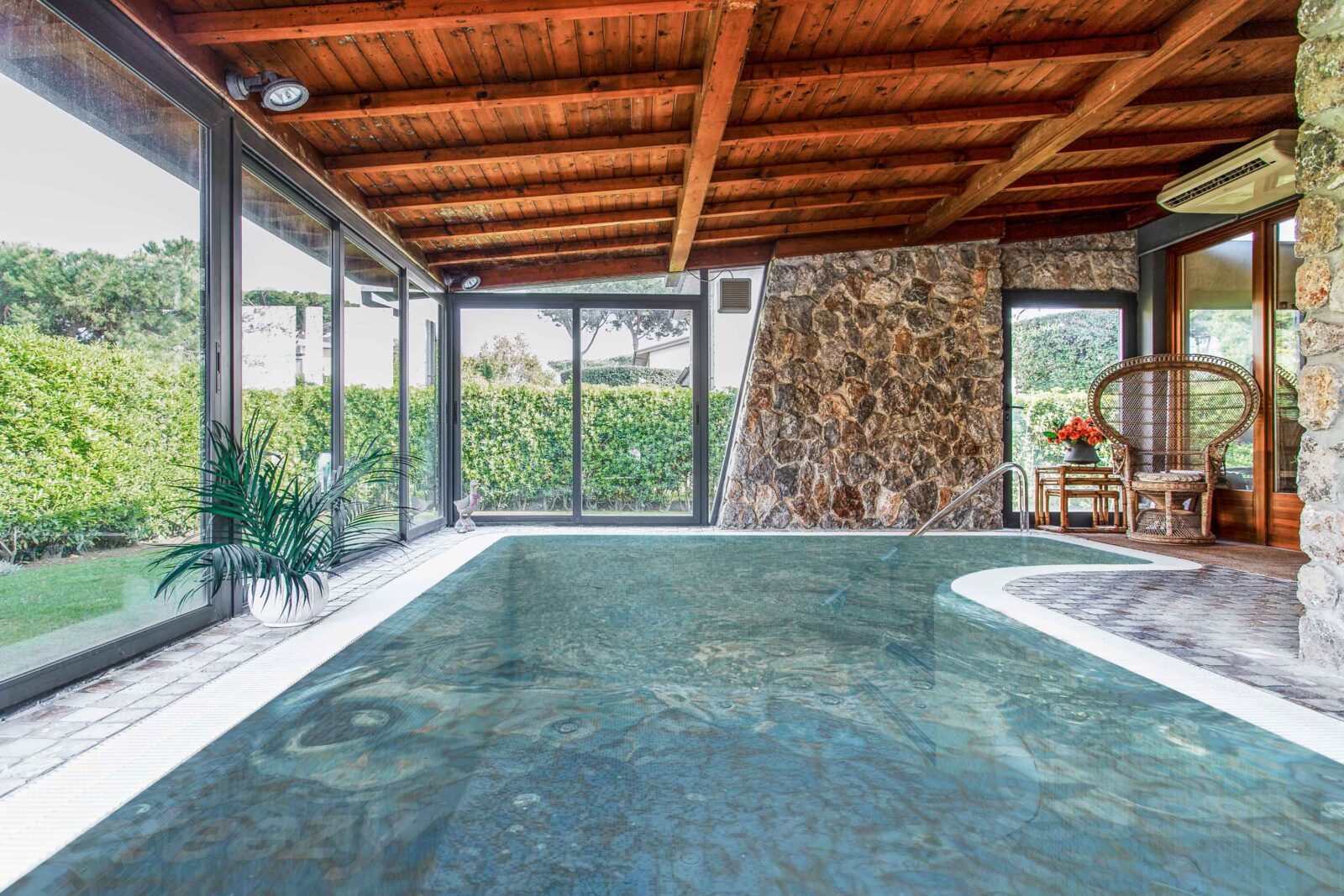 Villa for Sale in Forte dei Marmi with Wonderful Indoor Pool: Luxury ...