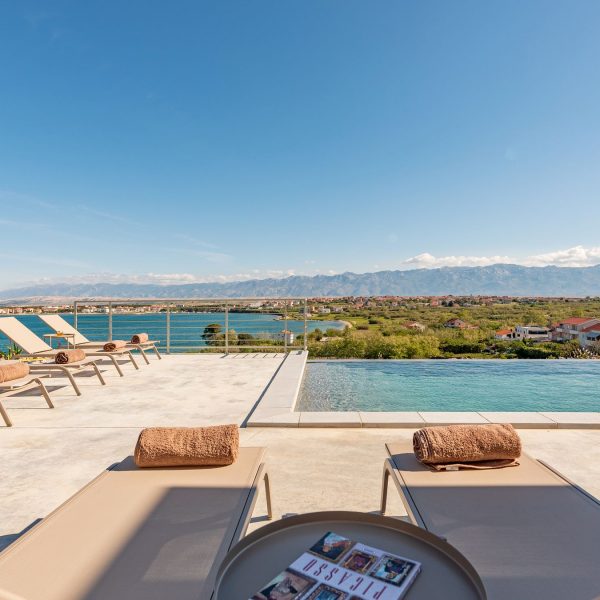 001-2018-253-Island-of-Pag-Modern-villa-with-pool-and-a-sea-view-for-sale