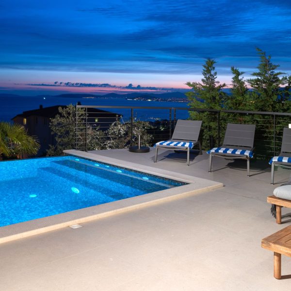 001-2022-356-near-split-newly-built-villa-with-pool-for-sale