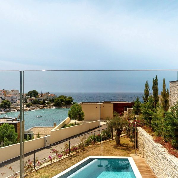001-2022-364d-primosten-attractive-villa-second-row-to-the-sea-for-sale