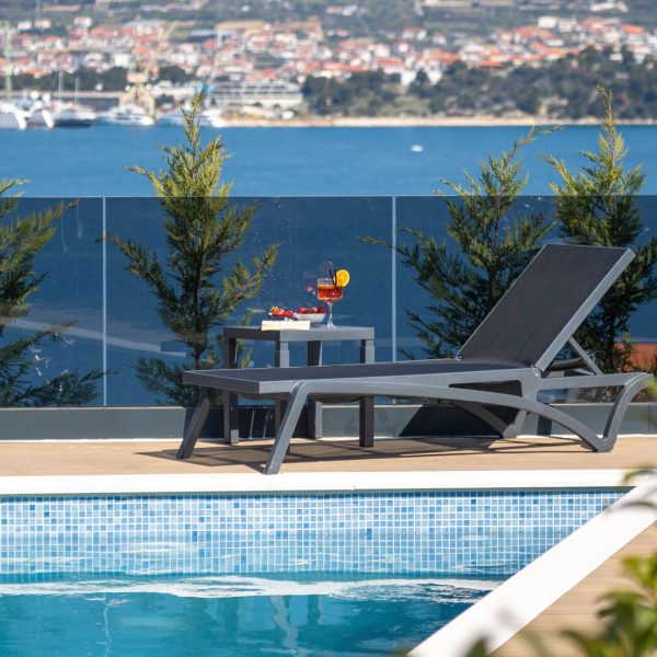 001-2022-437-island-ciovo-luxury-terraced-villas-with-sea-views-for-sale