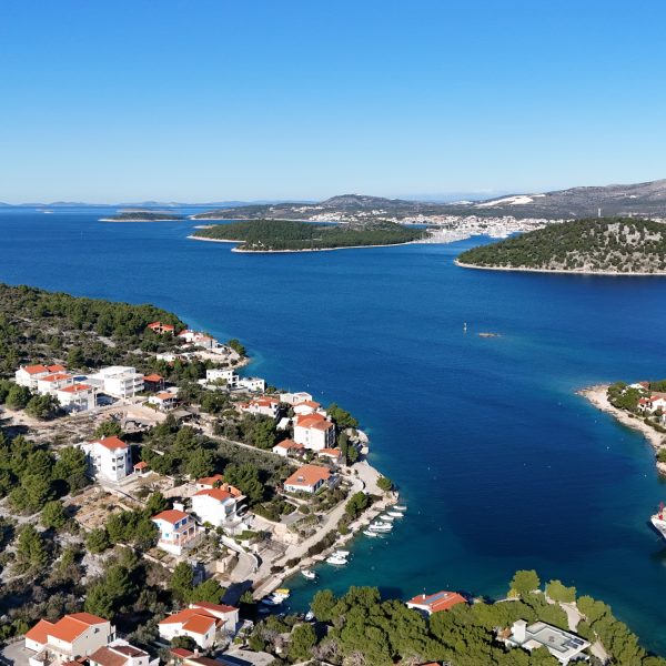 001-2035-200-rogoznica-building-plot-in-first-row-to-the-sea-for-sale