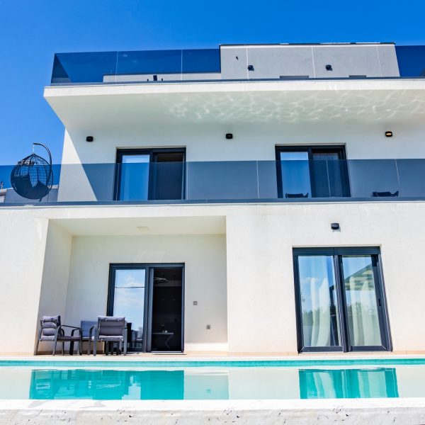 001-2046-24-near-zadar-luxury-villa-for-sale