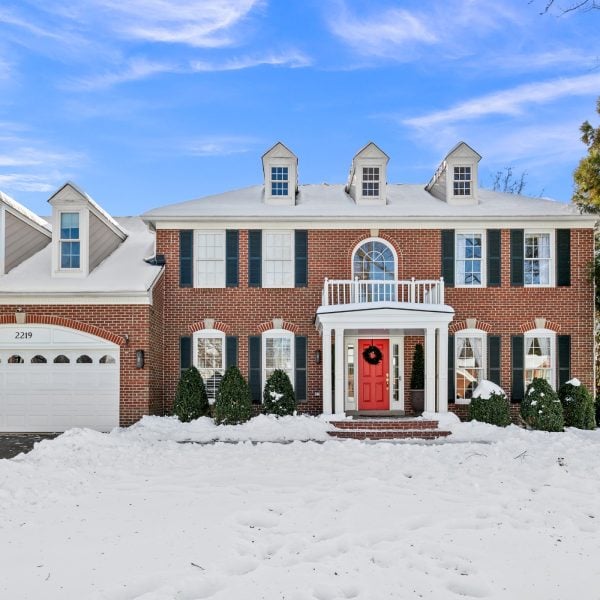 04-2219 Lakeshire Dr-04