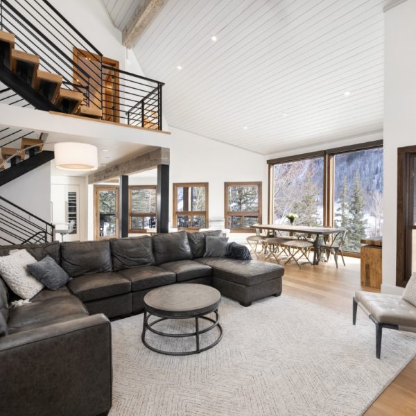 1 Living Room