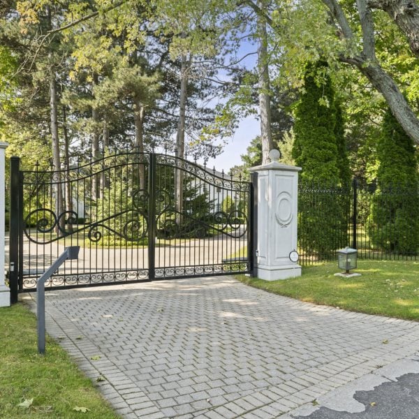10-web-or-mls-22-park-ln-cir