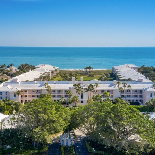 1250 W Southwinds Blvd unit 215-1