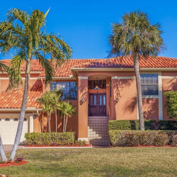 2-web-or-mls-AB3_207 8th St E-2