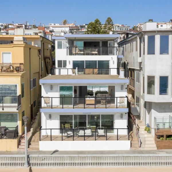 2208 The Strand, Manhattan Beach, California_001