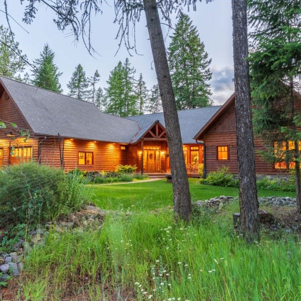 2506 E Lakeshore Dr - Twilight 8.