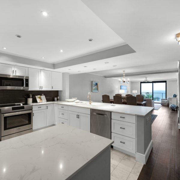 4800 Florida A1A APT 313-6
