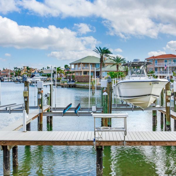 521 Pinellas Bayway S 107-print-070-007-Dock-4200x2782-300dpi