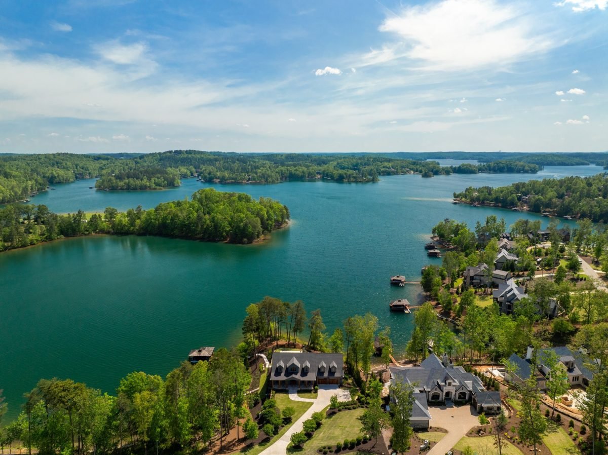 A shoreline doesn’t need to be carved by glaciers to inspire. These manmade waters rival the real thing—for stillness, sport and shoreline reverie.