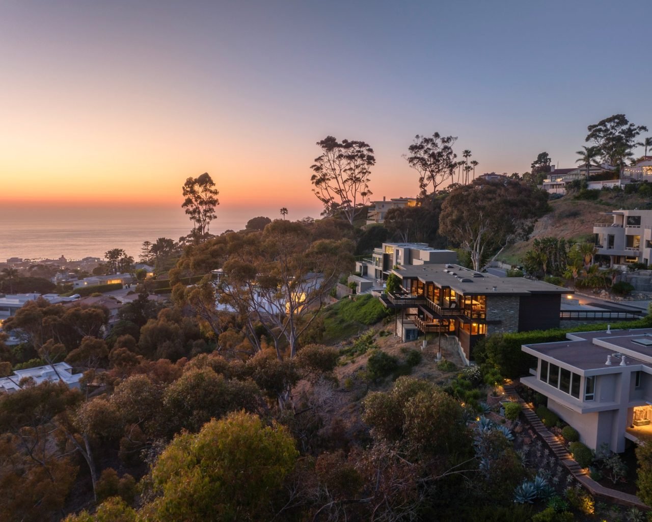 Q2 of 2025 ushered in spring’s thaw and summer’s sizzle, propelling markets to fresh annual highs. This midcentury modern masterpiece, designed by a protégé of Frank Lloyd Wright, swiftly found a new owner after just 1 day on market. (Lucas Parodi for Willis Allen Real Estate)