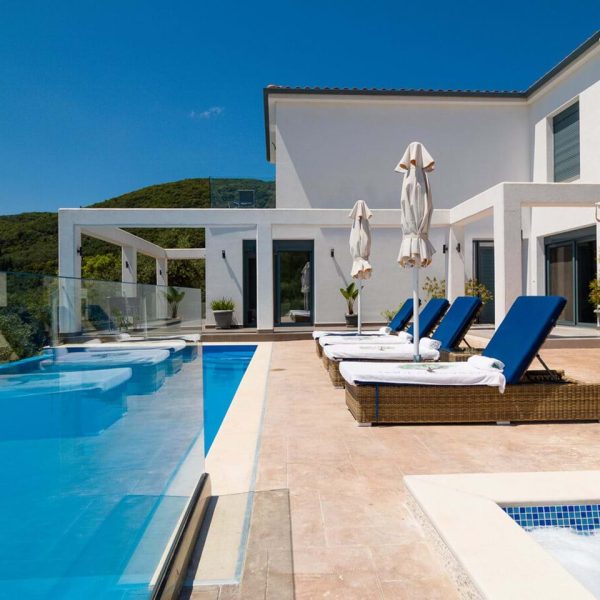 7492149a-28af-461b-b20f-14969011de88-roula-rouva-corfu-real-estate
