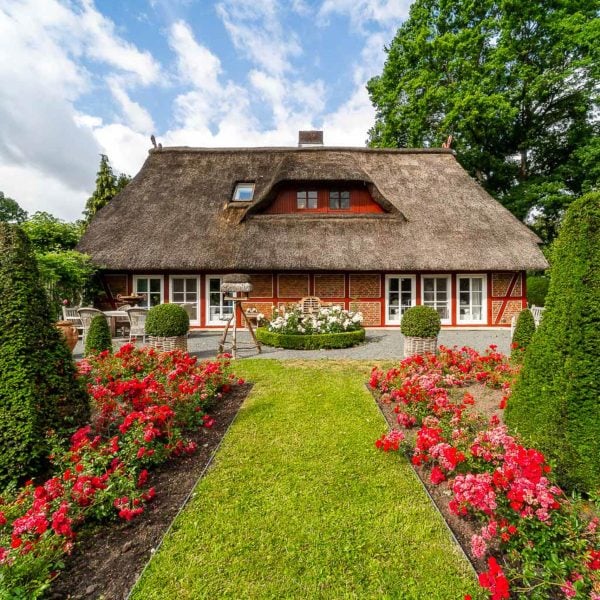 Hamburg-sülldorf-rehdachhaus-mit-traumhaften-garten-01