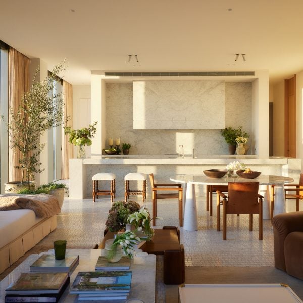 The-Eighth-Penthouse-004