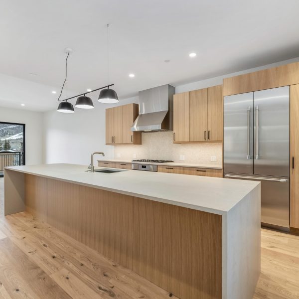Townhome 3_1-Kitchen
